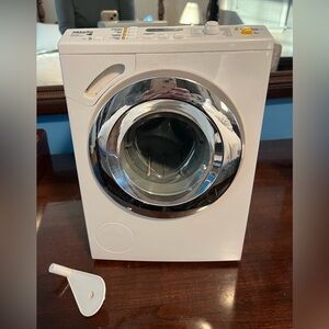 Theo Klein Miele Softtronic W 4146 toy washing machine